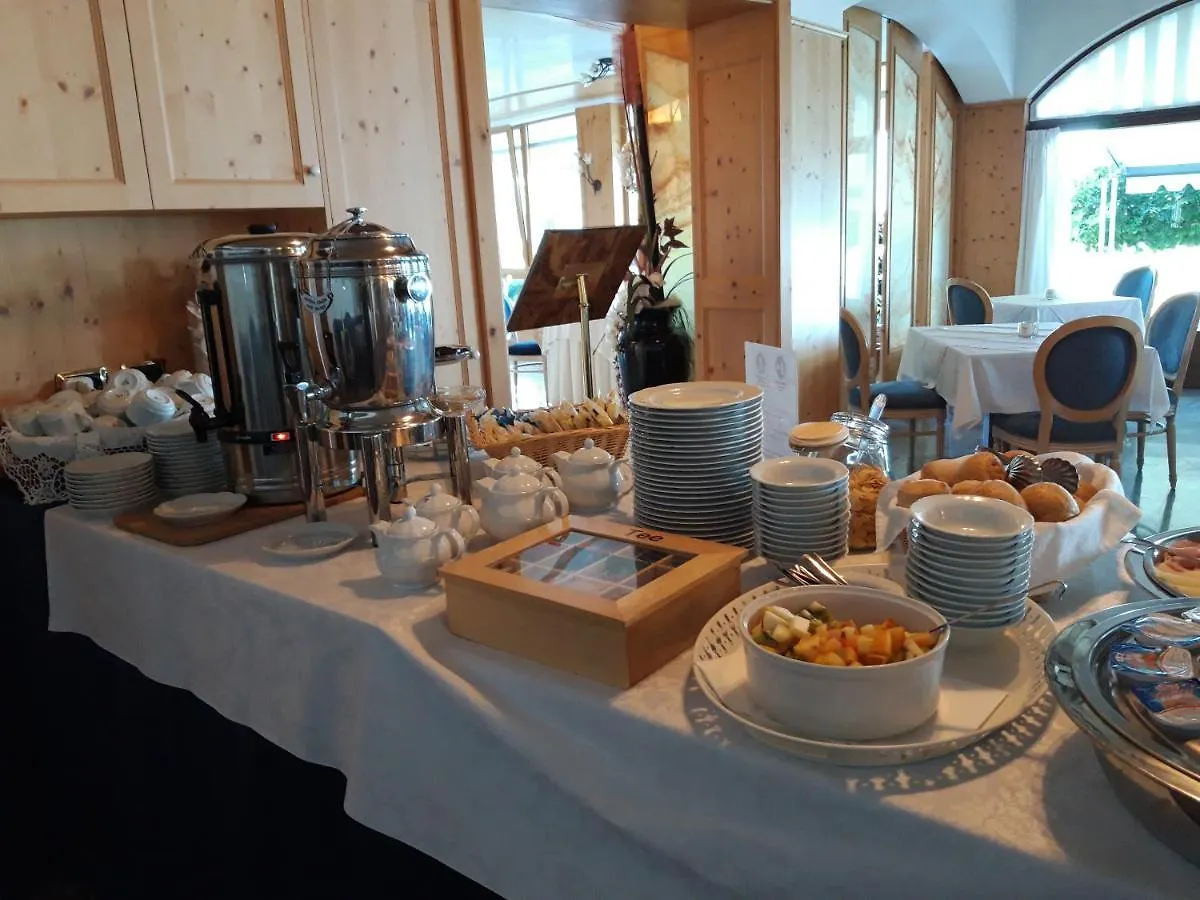 Hotel Laguna Pai 3*,  Italy